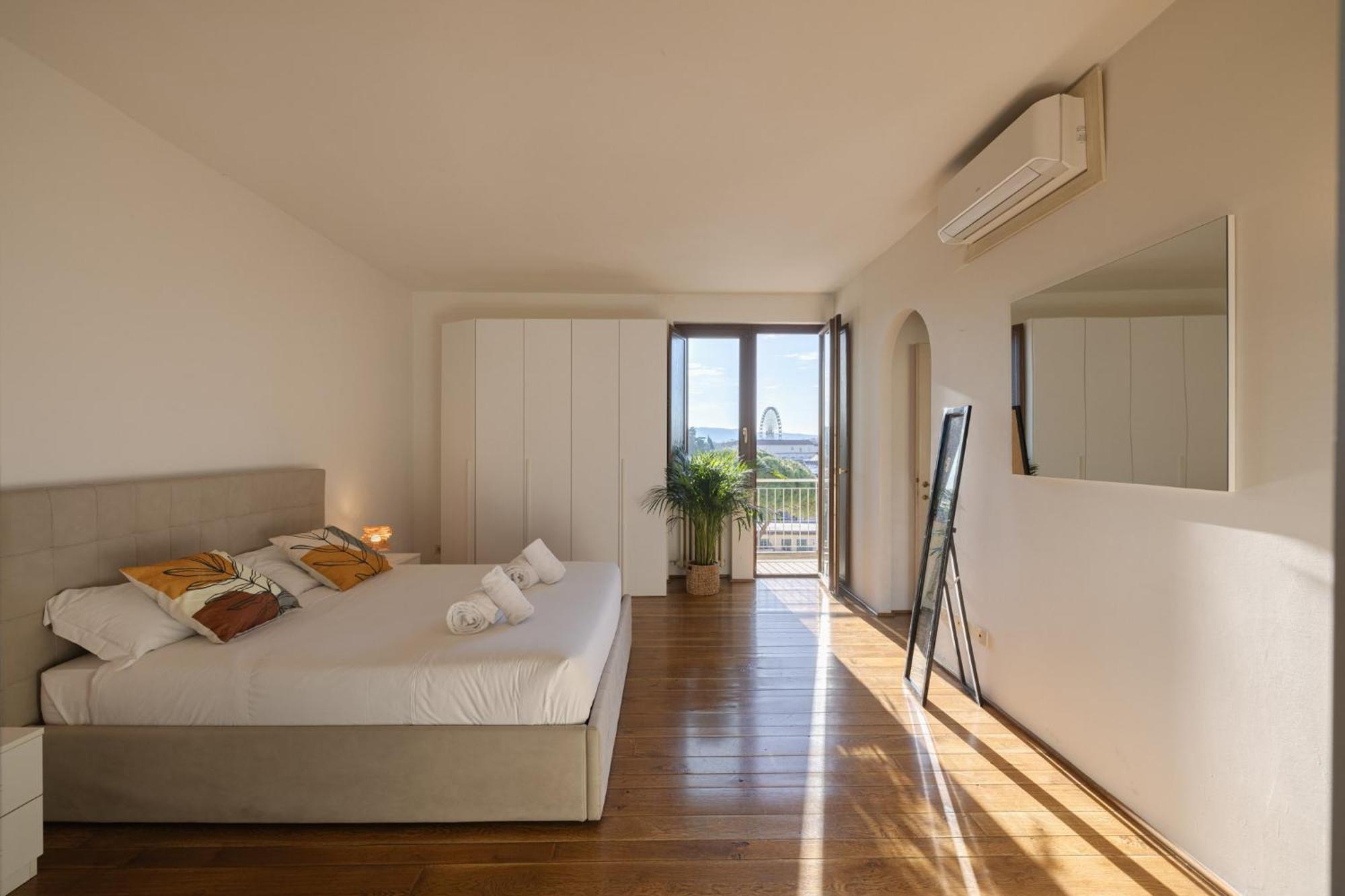 Penthouse With A View Apartamento